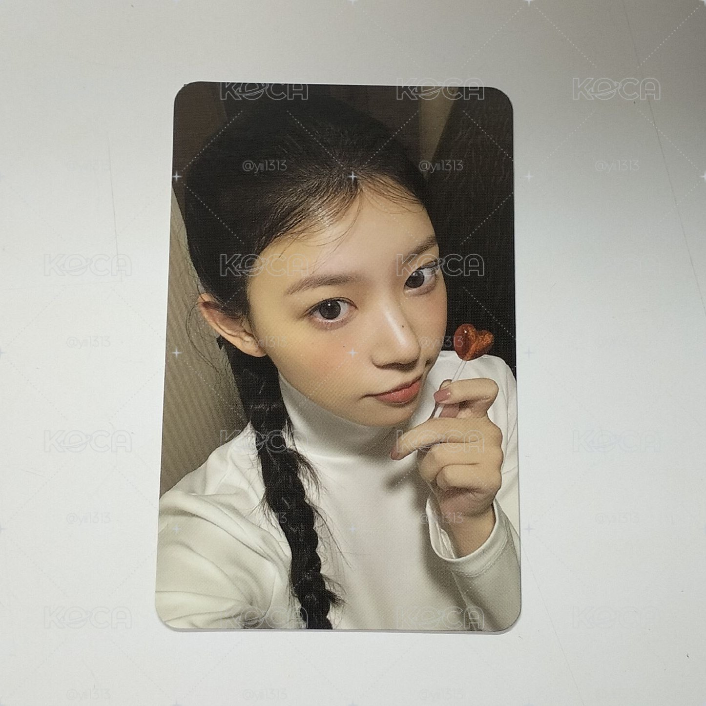 ILLIT MOKA 專卡