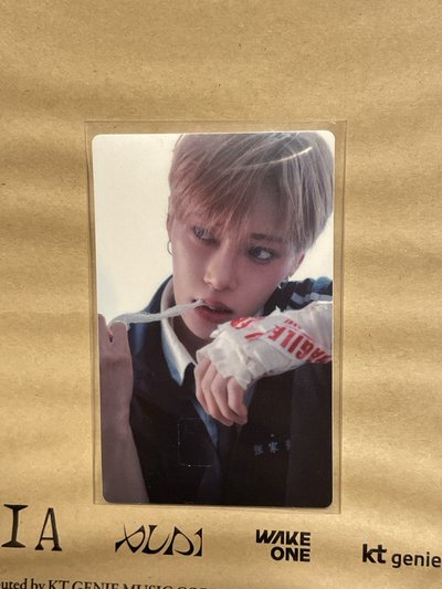 ald1張家豪黑版+白版+單封貼紙