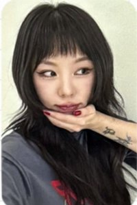 WHEEIN 2026 SEASON'S GREETINGS [FRUITFUL HOLIDAY] sw 線上 簽售卡 