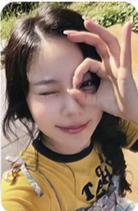 WHEEIN 2026 SEASON'S GREETINGS [FRUITFUL HOLIDAY] k4 特典卡 
