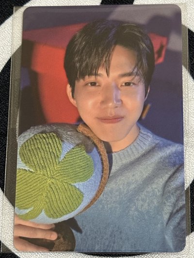 25聖誕控線下滿額 度云