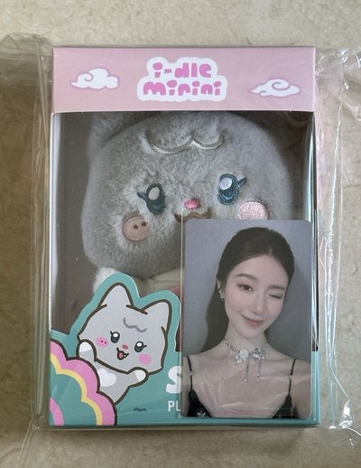 刷 韓服娃 （娃卡有損）