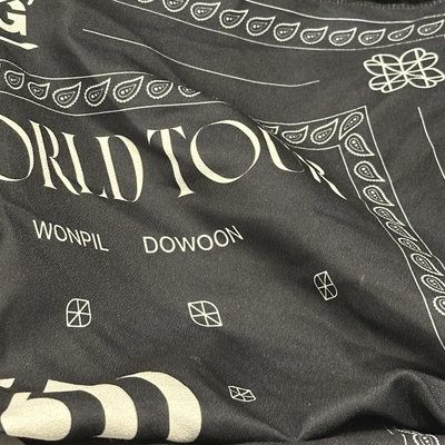 世巡入場禮 方巾/絲巾