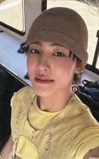 迷一 yzy 4.0 簽售卡 