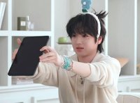 zq