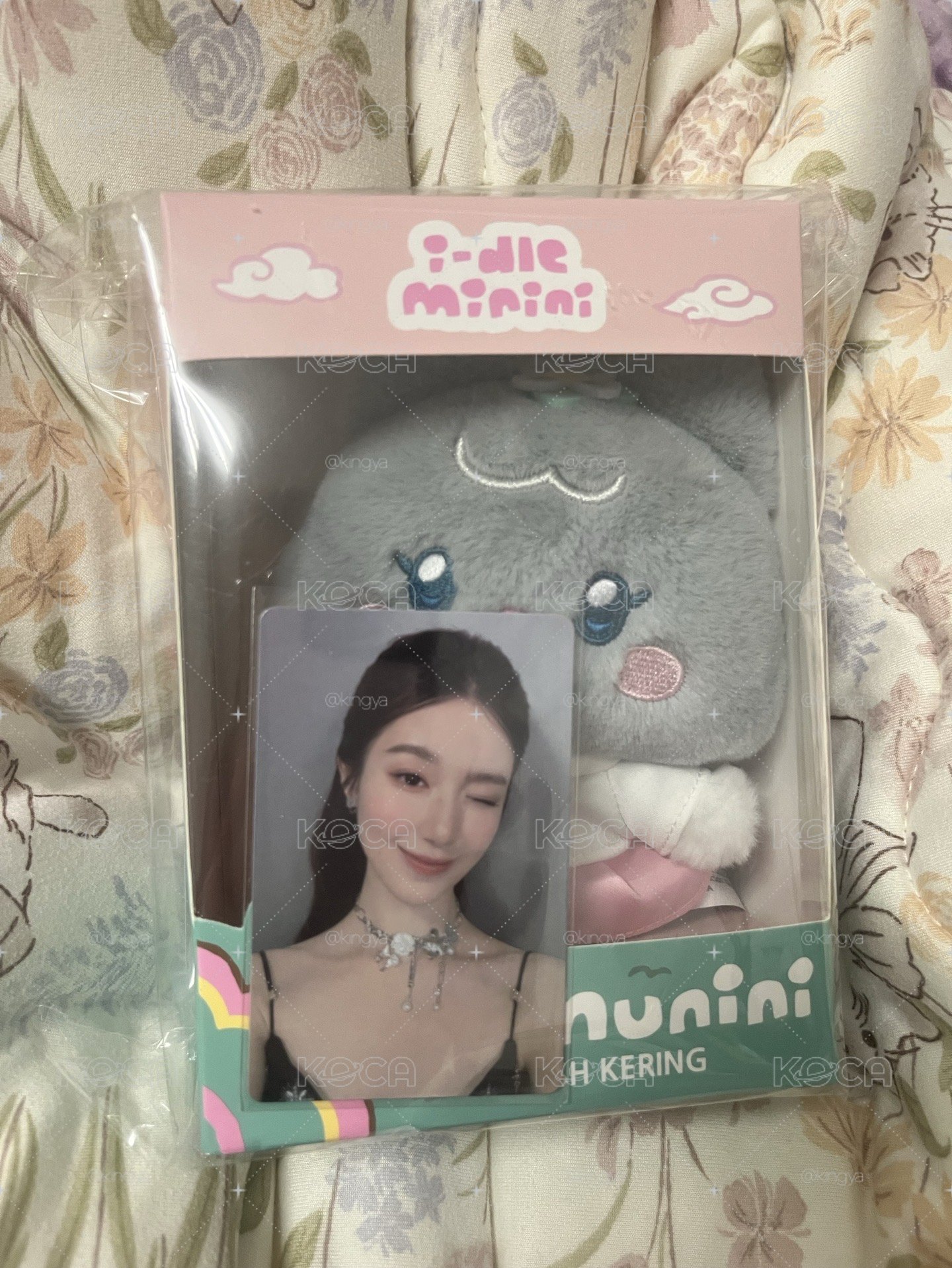 舒華 韓服娃