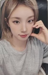 We are yzy 線上2.0 簽售卡 