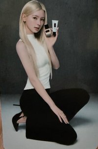 植村秀代言 代言卡 底妝組小卡