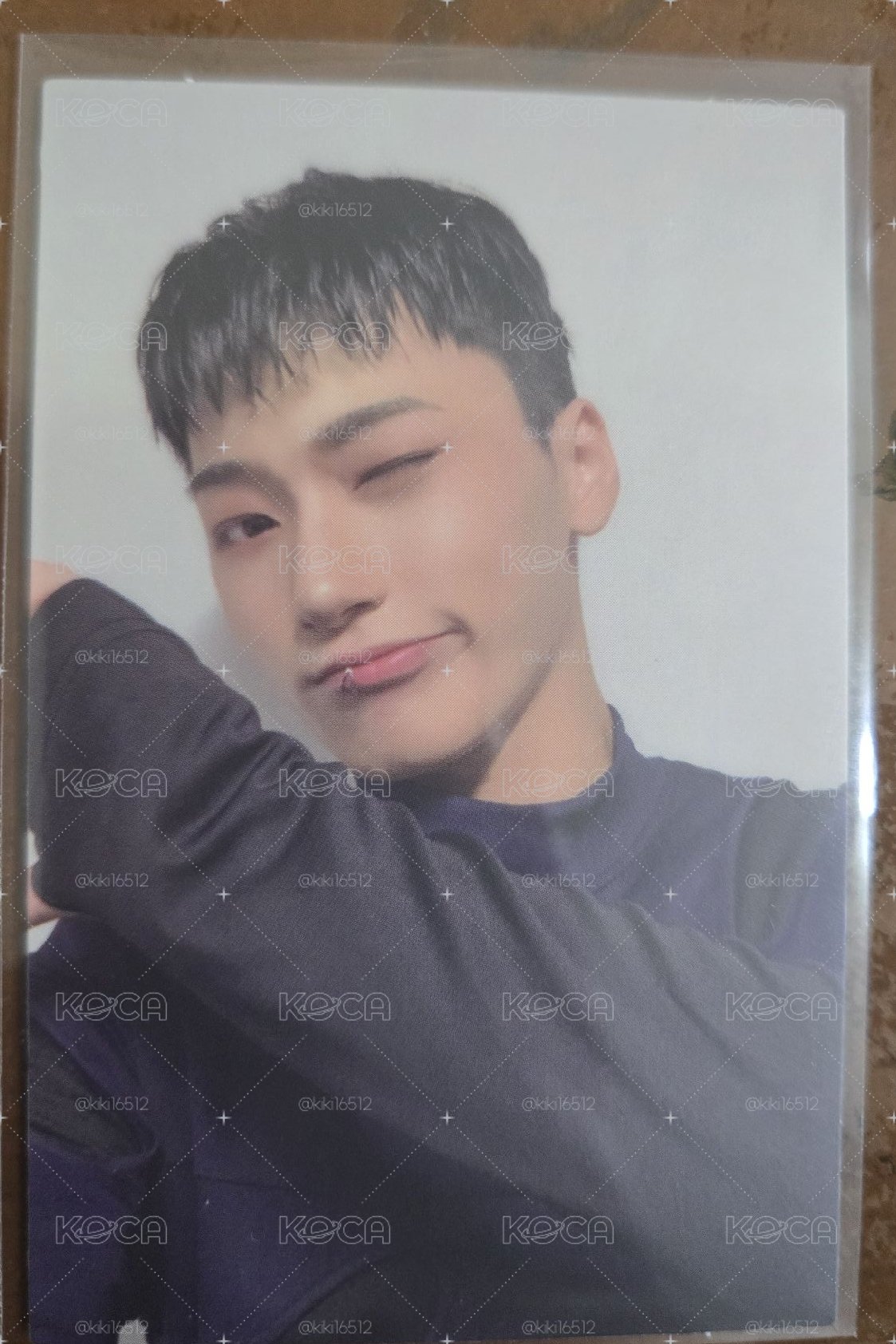 ATEEZ  栗子頭傘