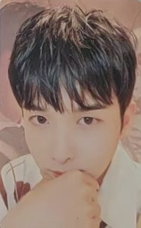 Callin’ yzy 簽售卡 