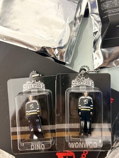 25’HOME 壓克力小盒子 鑰匙圈吊飾 