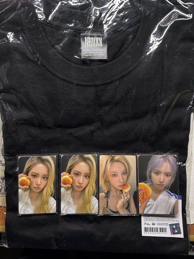 FOWARD 快閃 短T 全新未拆 含小卡（薛 裴 友）