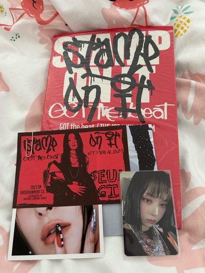 Stamp On It 專輯 STAMP Ver.（已拆全專-專卡冬-照片海報是瑟琪）