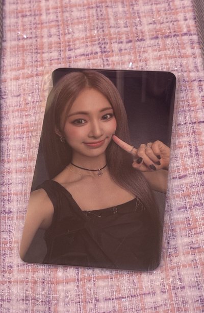 Tzuyu abouTZU特典卡