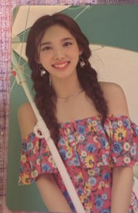 Nayeon 濟州島小卡
