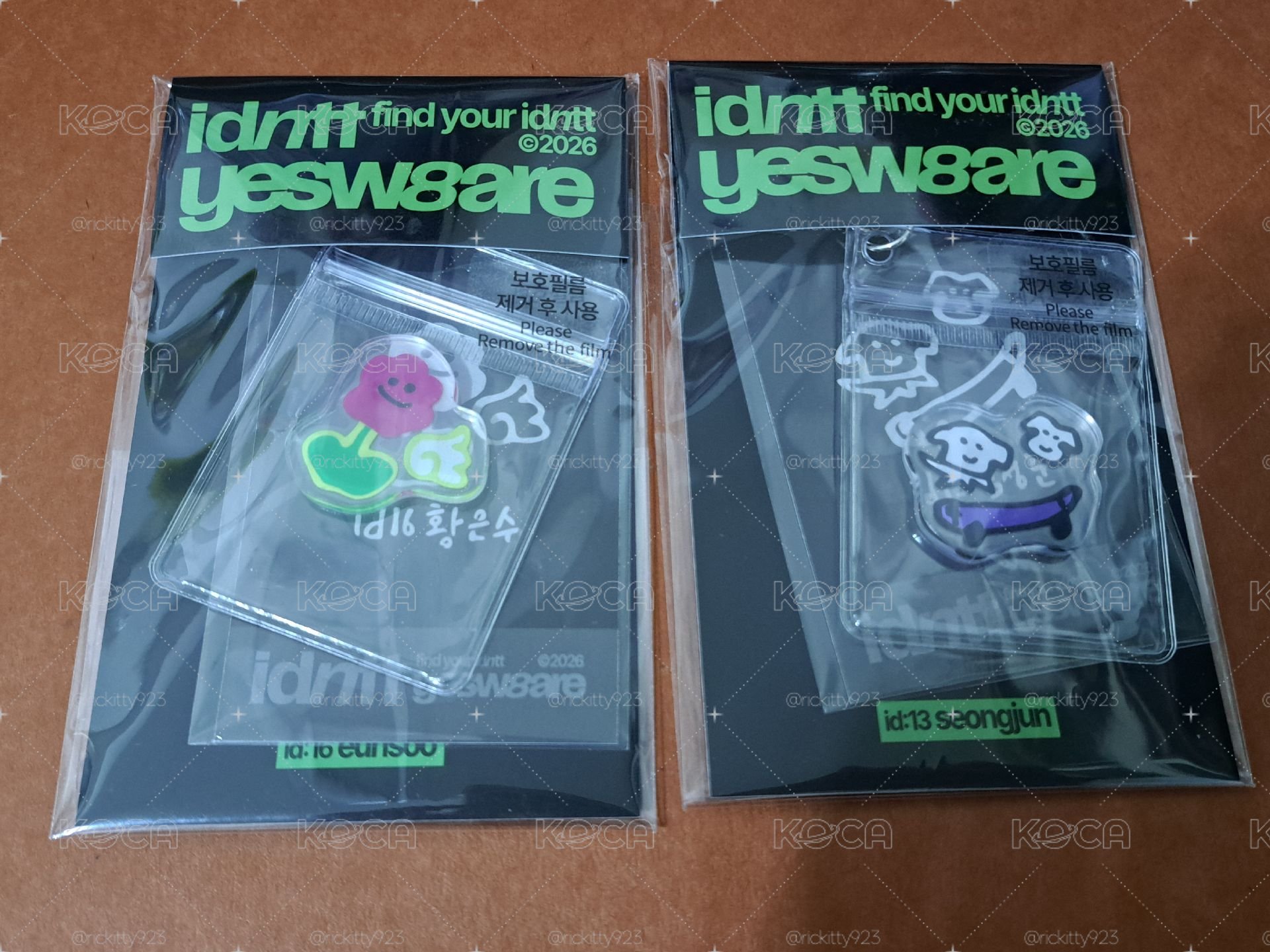 idntt Yesweare 快閃店 手繪吊飾 小卡 全新未拆