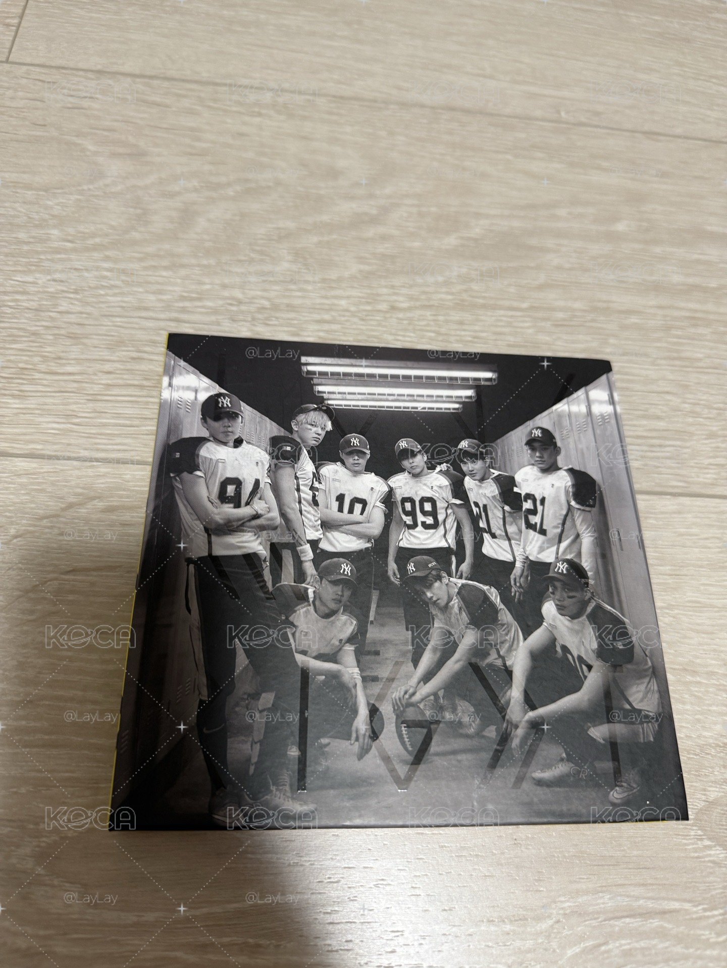 EXO Love me right