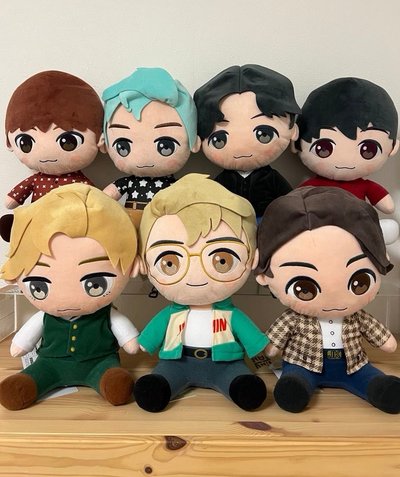 TinyTAN Dynamite 坐坐娃