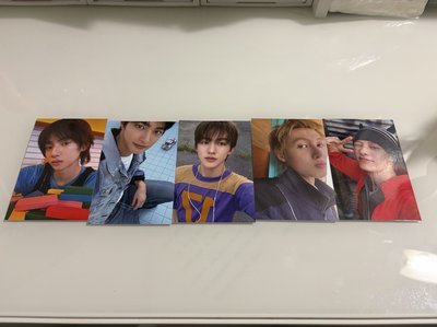 Cortis 年曆 （已拆無QR積木）+WVS特典小卡+紙膠帶