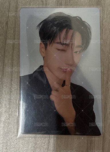 ATEEZ 傘