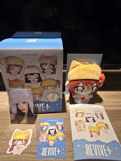 便宜出售 IVE REVIVE+ PETIT娃專 確定款