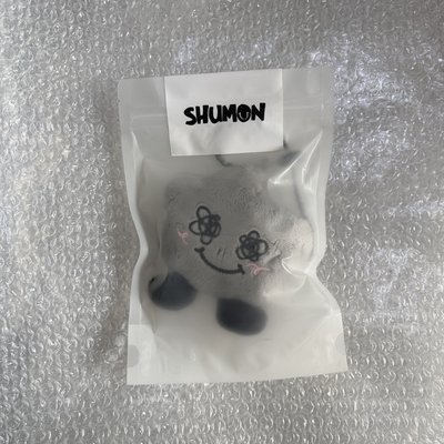 全新 JISOO SHUMON 吊娃 大灰塵吊飾