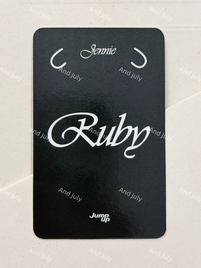 JENNIE Ruby JU幸運卡
