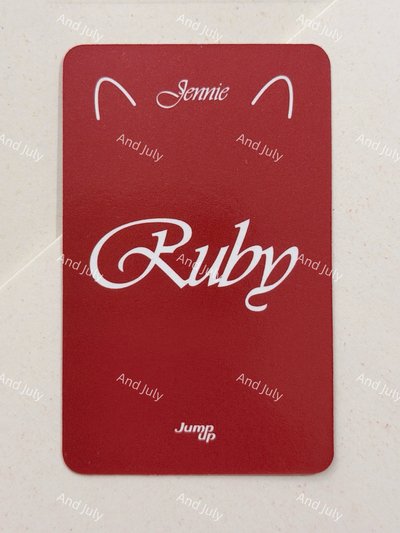 JENNIE Ruby JU幸運卡