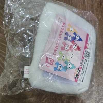 TWICE LOVELY棉被娃 MOMO