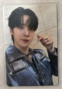 yzy中背 潤（單張左邊）