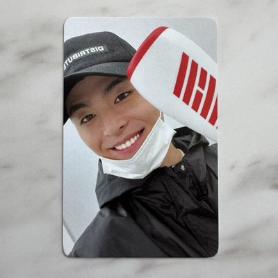 iKON 具俊會 JUNE 三代手燈卡