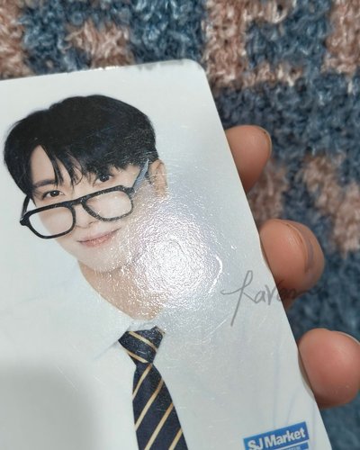 SJ MARKET 番茄醬卡 超級喜歡這張黑框利特