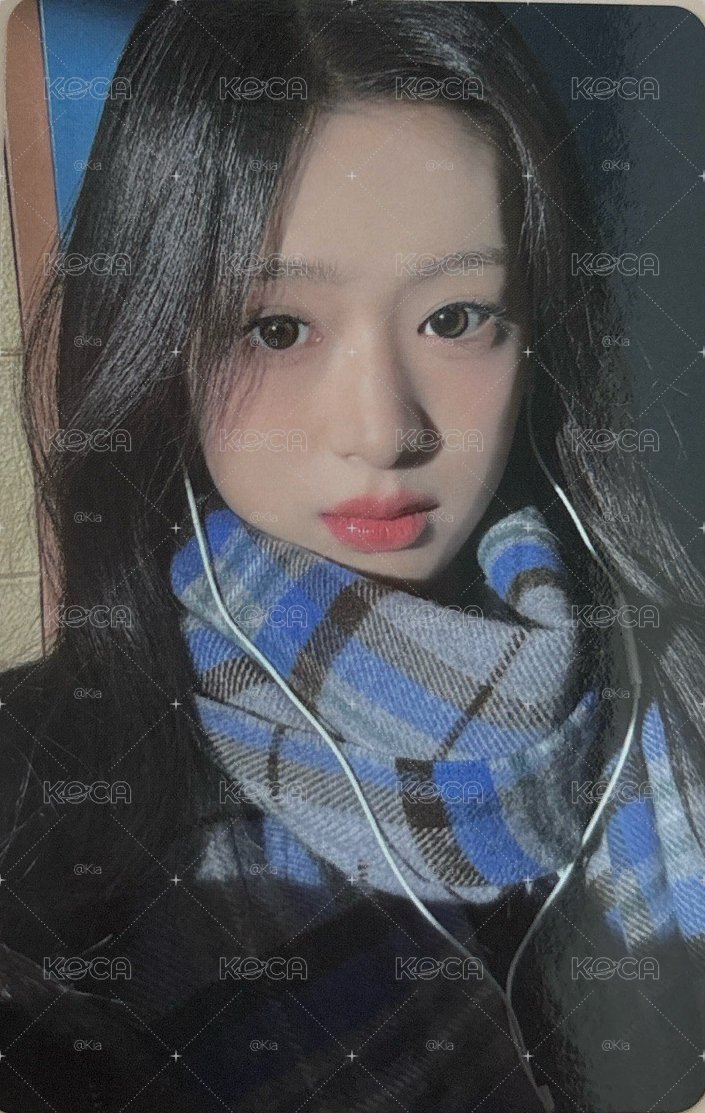 Ahyeon 一週年立牌卡