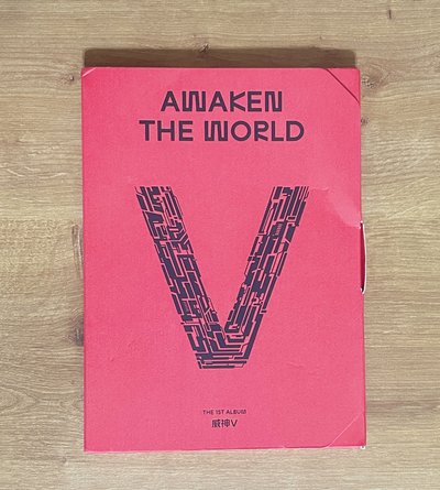 Wayv Awaken the World 空專