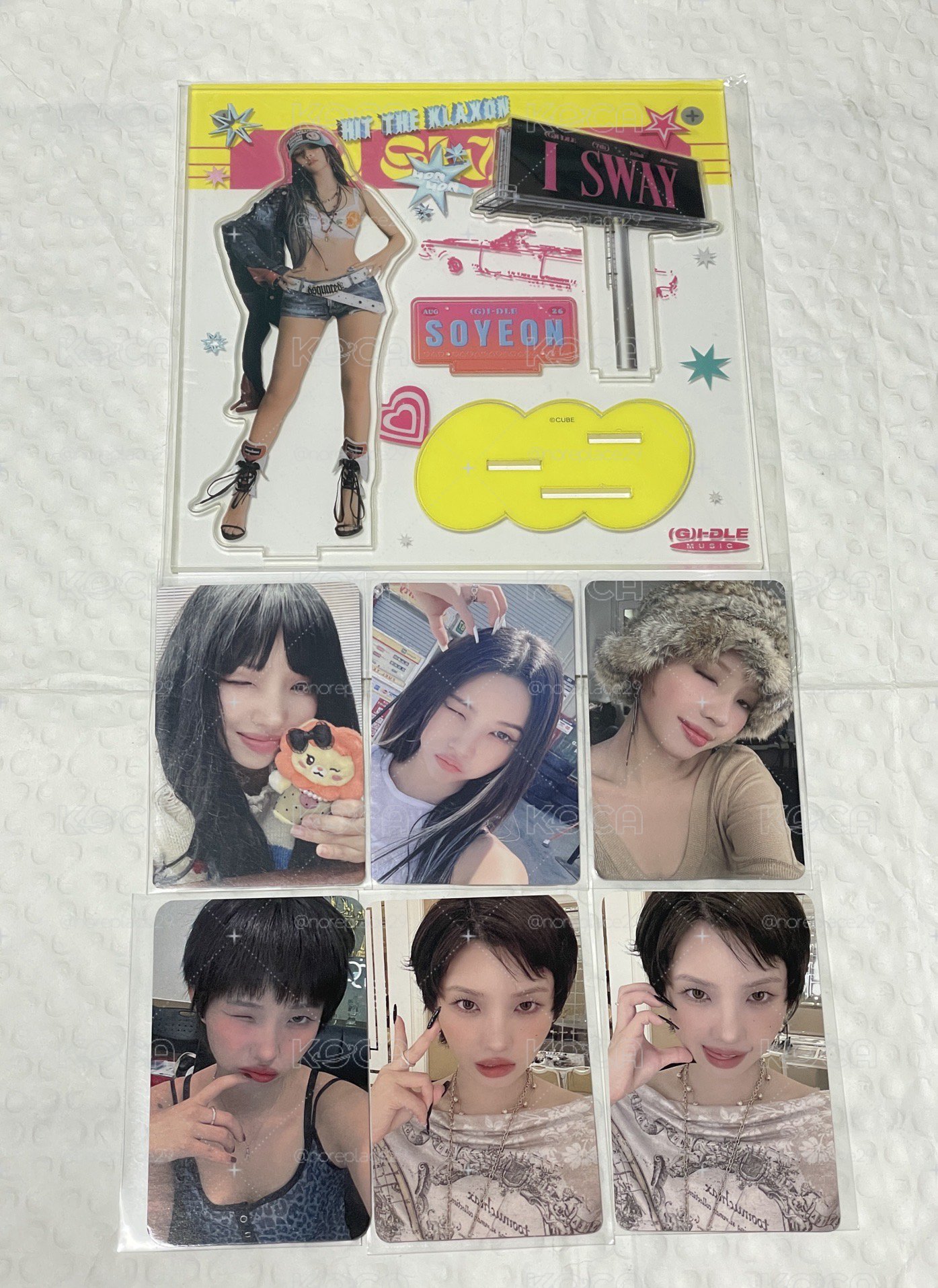 i-dle 展覽磁鐵全新未拆膜 迷七快閃店 小娟立牌 全新未拆+6張小卡