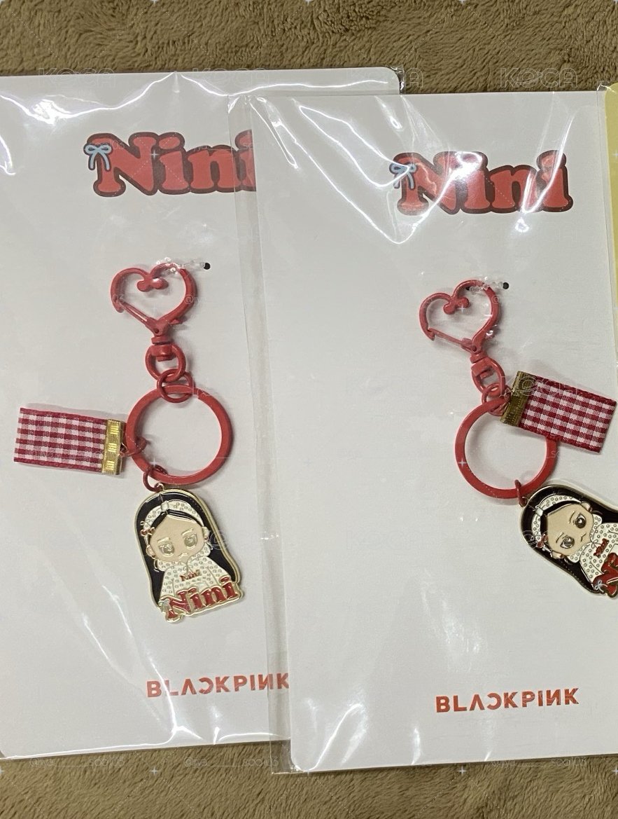 Blackpink Jennie周邊盤 長腿娃妮 搖滾娃妮 高陽娃妮 坐娃妮 徽章妮 jump妮 春日鑰匙圈妮