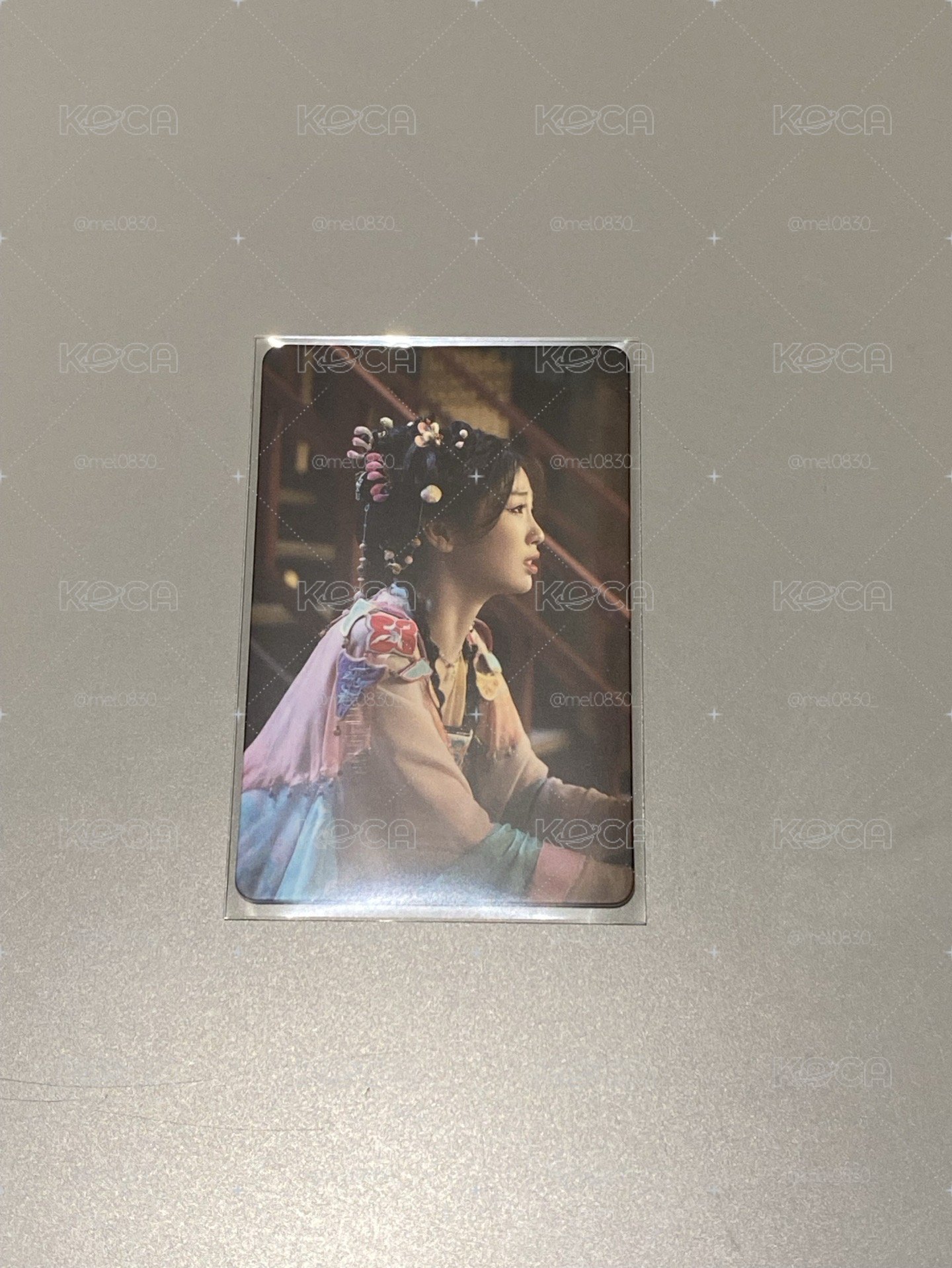 永夜年點側臉