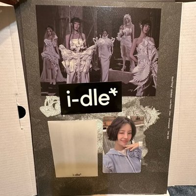 i-dle we are 專輯 折疊海報 CD 田小娟 小卡
