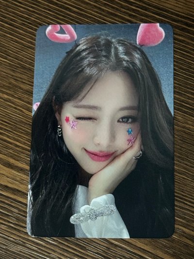 貼紙娜（有小黑點請看圖2）