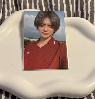 NO LABELS 帽T周邊卡 