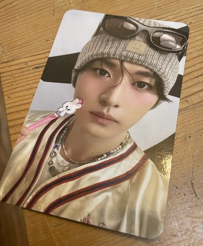 成員周邊卡 順東多利 旻