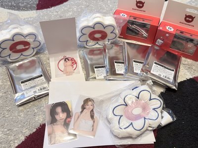 BABYMONSTER “LOVE MONSTERS” 正版現貨台北快閃店限定商品 