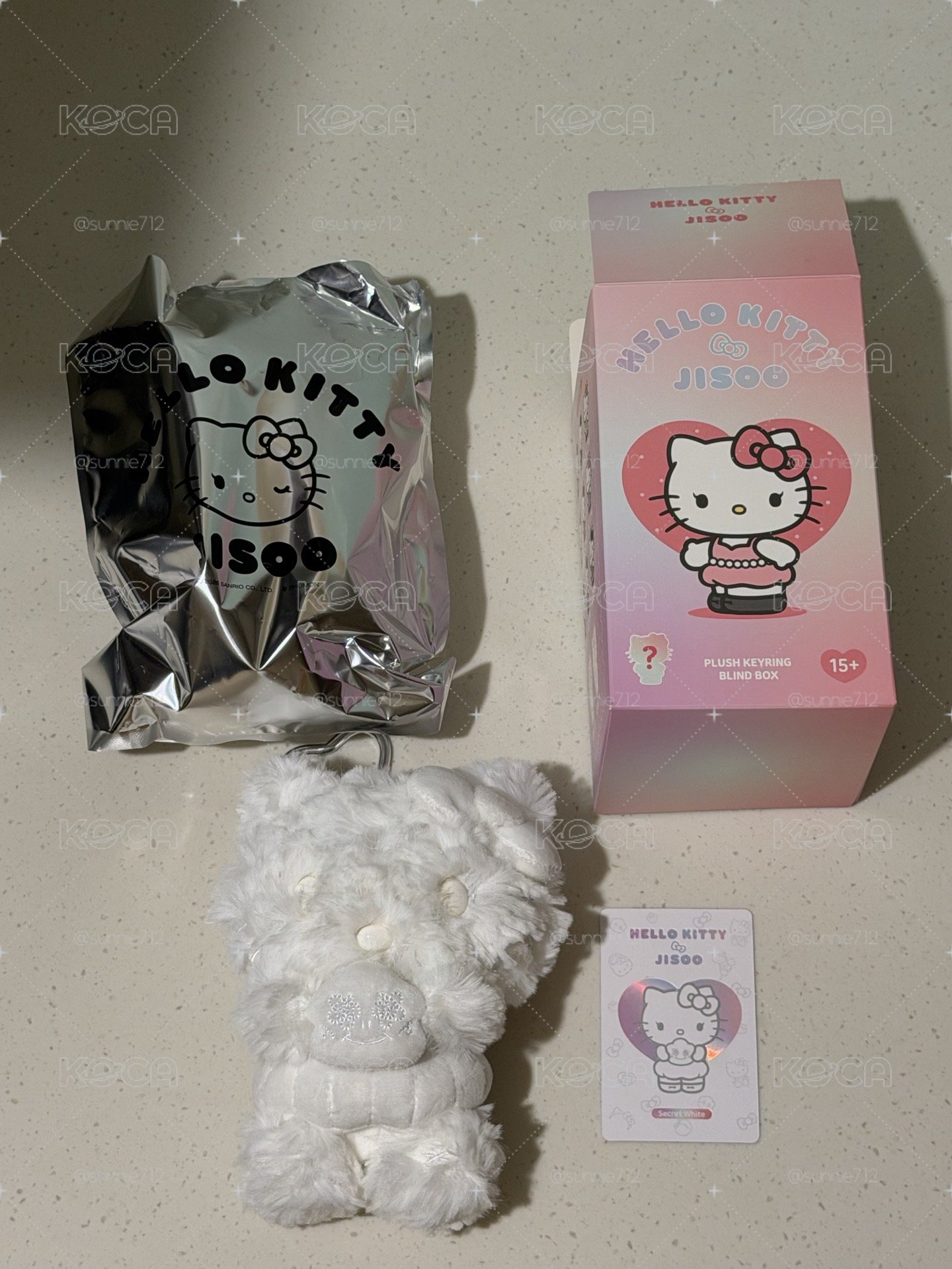 jisoo x kitty 聯名 隱藏版 白色