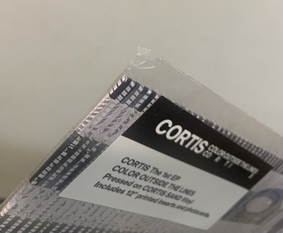 已拆全專cortis 黑膠（小卡有損）