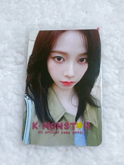 漂亮的紅髮Karina