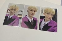 紫西裝金髮小狗