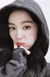 Like A Flower 隨機卡 帽T姐