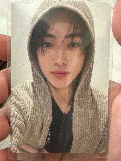 yzy5.0 玹 （臉上有小小損看圖23）