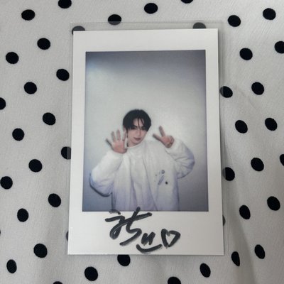 TWS yzy 北京中籤 簽售卡 復刻拍立得