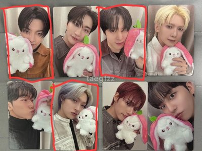 一個很多東西的小盤